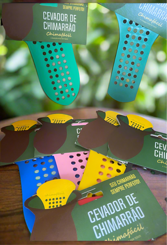 A selection of chimafacils for making chimarráo, displayed in different colors.