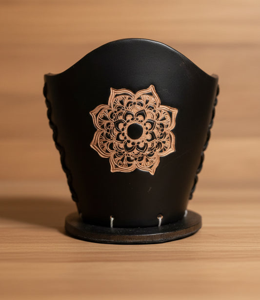 Tradicional style Holder