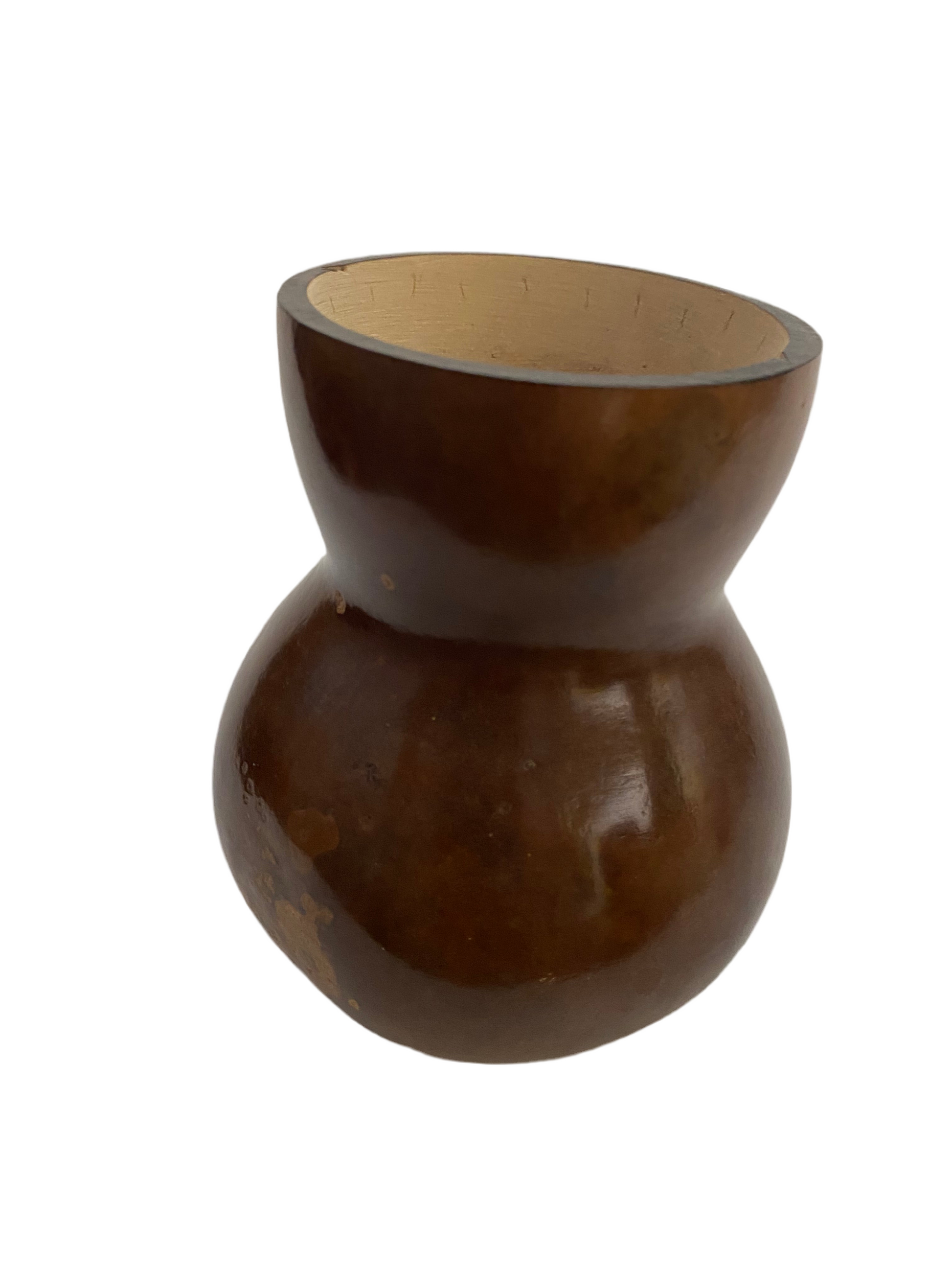 Getúlinho gourd on a white background.