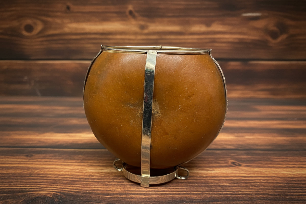 Calabash Yerba Mate Gourd – Traditional Galleta / Gajeta  Style, Hand-Finished