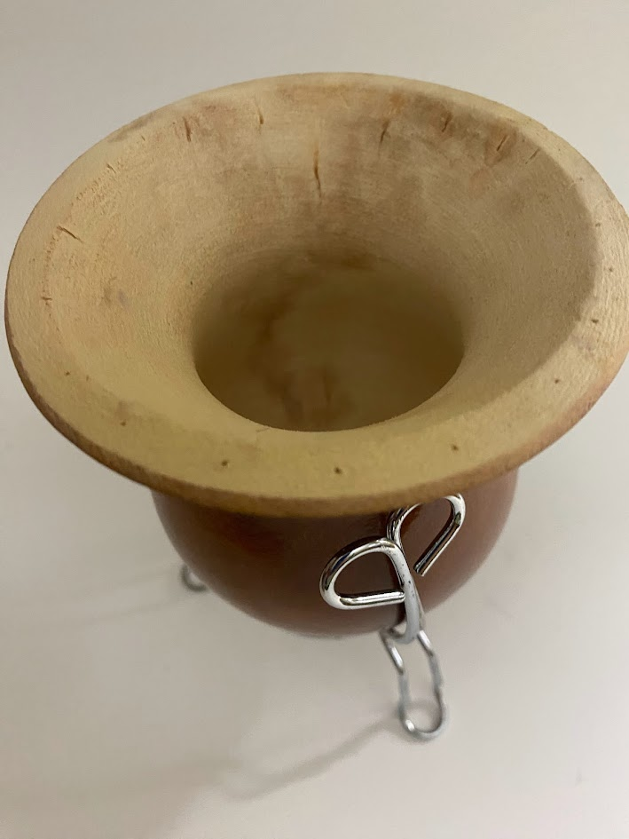 Gourd “Bago” style with Metal Base